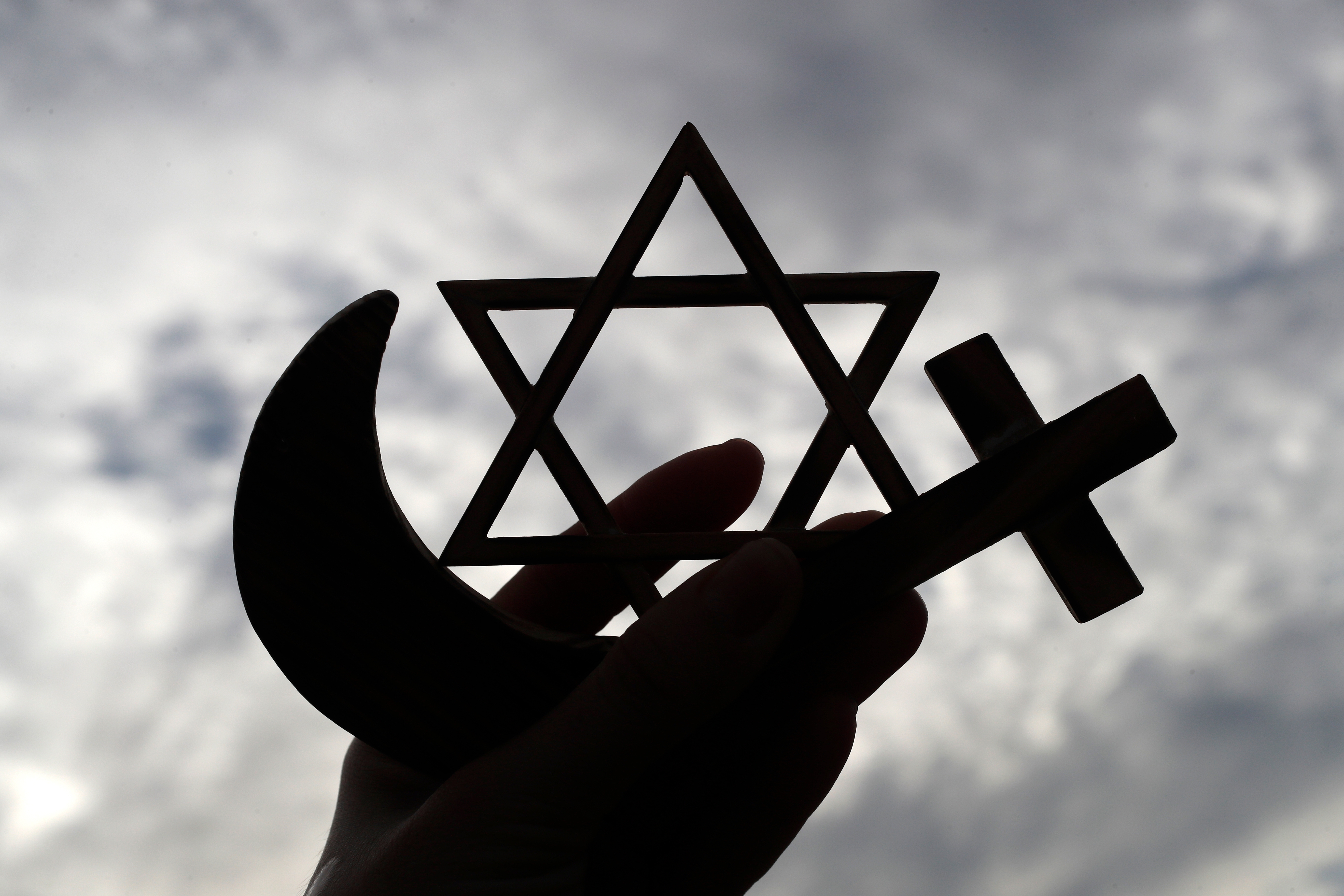 الأديان..خلفية بنيوية لسلام الأمم والشعوب