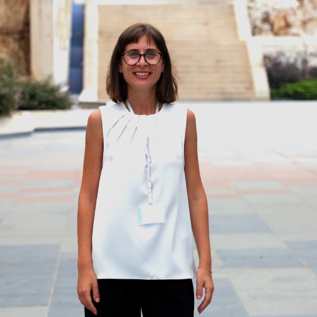 Araz Kojayan, Speaker Women's Voices Webinar, April 2025