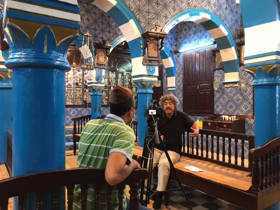 Dreharbeiten für einen Dokumentarfilm in der Synagoge El-Ghriba