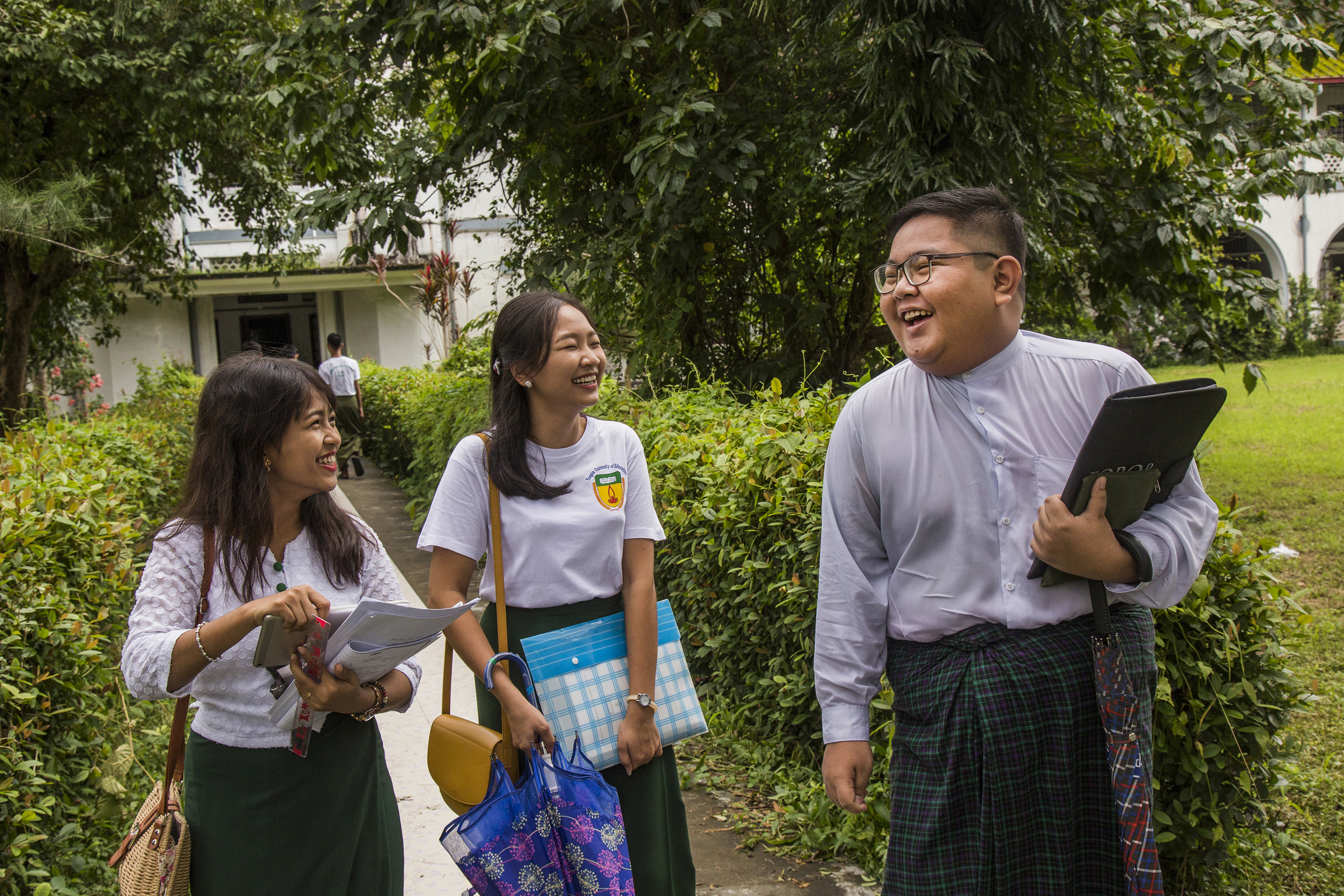 "The Future is in our Hands": Dialogue for Peace Graduate Builds Capacity of Youth in Myanmar