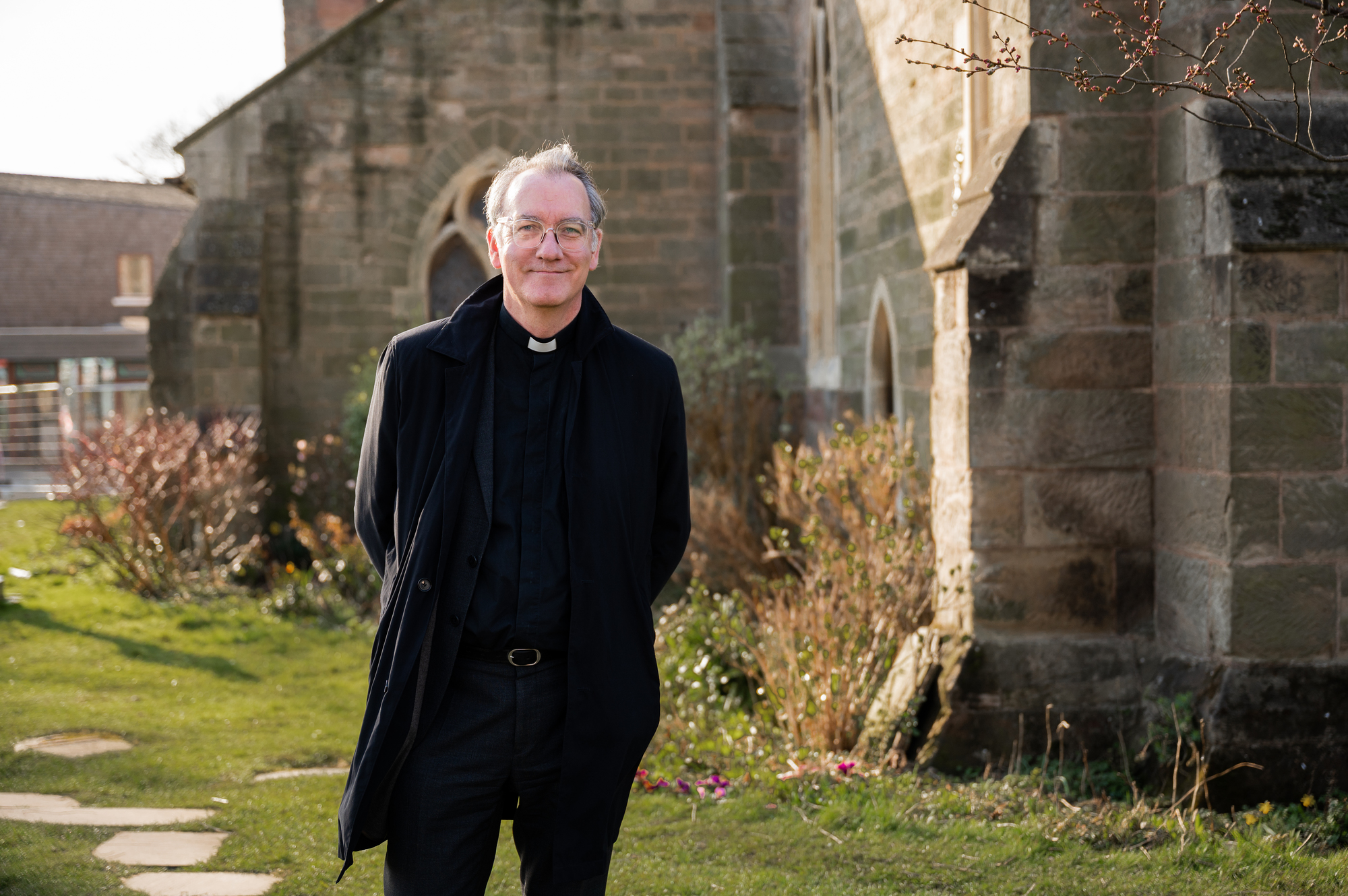 Rev. Dr. Richard Sudworth ruft religiöse Persönlichkeiten auf, „der Welt eine Chance zu geben“