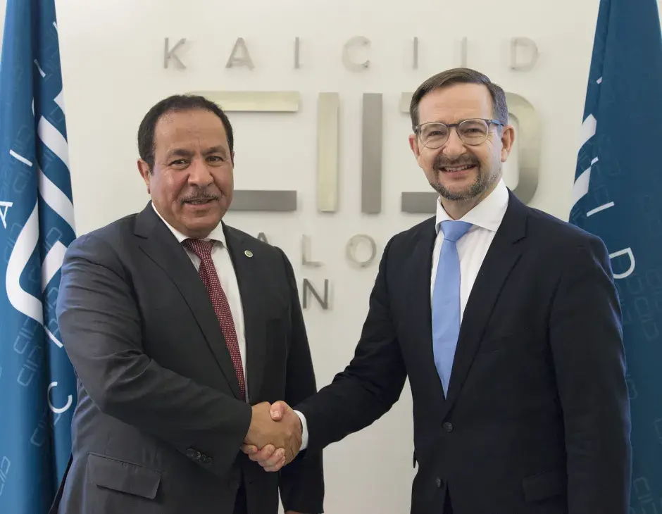 EL SECRETARIO GENERAL DEL KAICIID Y EL SECRETARIO GENERAL DE LA OSCE DEBATEN SOBRE EL PAPEL DEL DIÁLOGO INTERRELIGIOSO EN LA CONSTRUCCIÓN DE LA PAZ Y LA SEGURIDAD DURANTE SU PRIMER ENCUENTRO