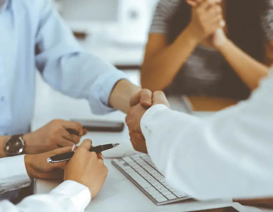 KAICIID is offering a wide variety of e-learning products covering different topics (Photo: Iryna Rahalskaya / Shutterstock)
