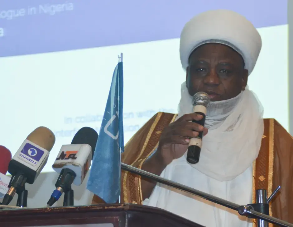 El Líder Musulmán en Nigeria Urge a la Solidaridad entre Cristianos y Musulmanes y pide a las autoridades que arresten a los predicadores del odio durante una conferencia del KAICIID
