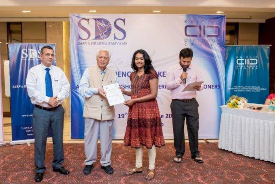 Participants receive their certificates at the conclusion of the training in New Delhi, India. Photo:Facebook Participants receive their certificates at the conclusion of the training in New Delhi, India. Photo:Facebook