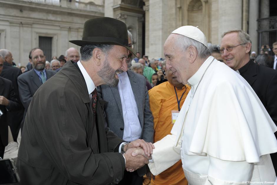 Chief Rabbi Rosen with His Holiness Pope Francis. Photo: Vatican Archives (Reproduced with permission) Chief Rabbi Rosen with His Holiness Pope Francis. Photo: Vatican Archives (Reproduced with permission)