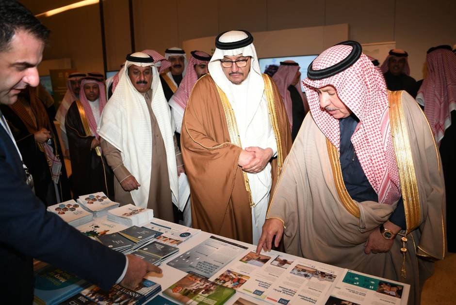 التربية على المواطنة والقيم الإنسانية المشتركة : من النظرية إلى التطبيق التربية على المواطنة والقيم الإنسانية المشتركة : من النظرية إلى التطبيق