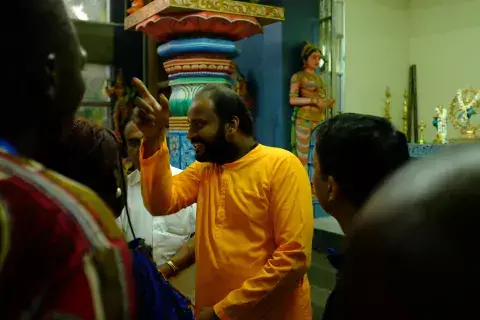 Jagrat conducts the tour