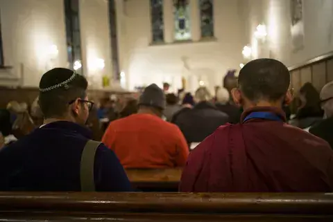 The tour concluded with a visit to Christ Church Vienna where they observed a religious service to commemorate the Advent season. Vienna Houses of Worship Tour 7