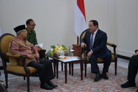 SG meets with VP of Indonesia in Jakarta