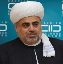 Su Excelencia Sheij ul-Islam A. Pashazade